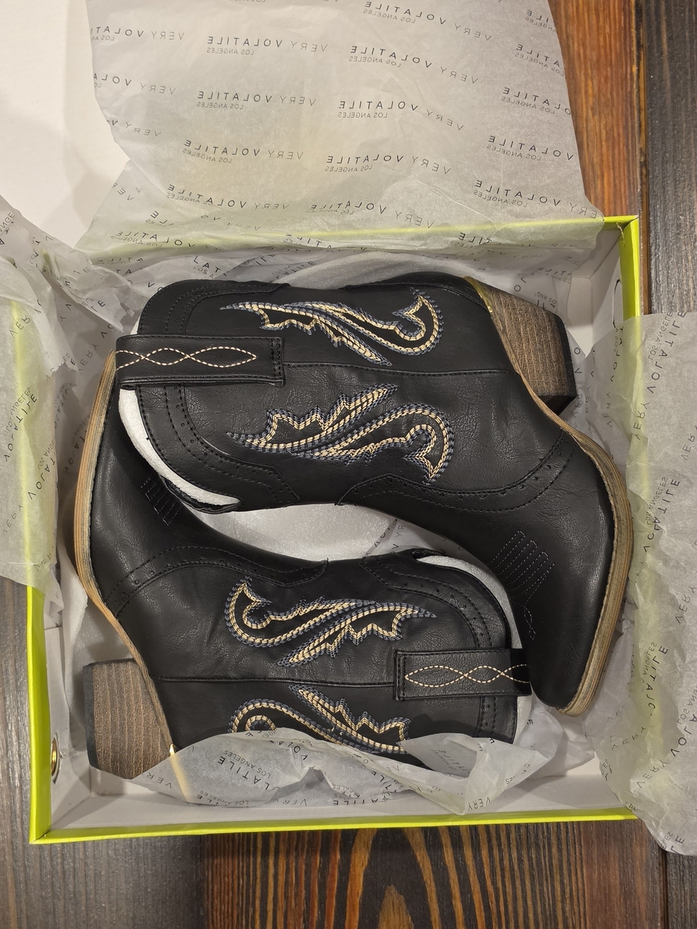 Very Volatile Markie Boot - Picture 3 of 8